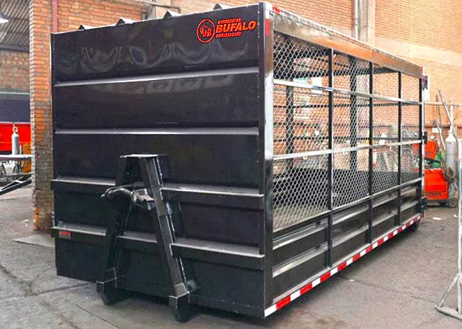 Contenedor Ampliroll montado en camión